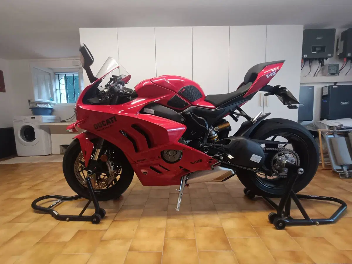 Ducati Panigale V4 (2022 - 24) (6)
