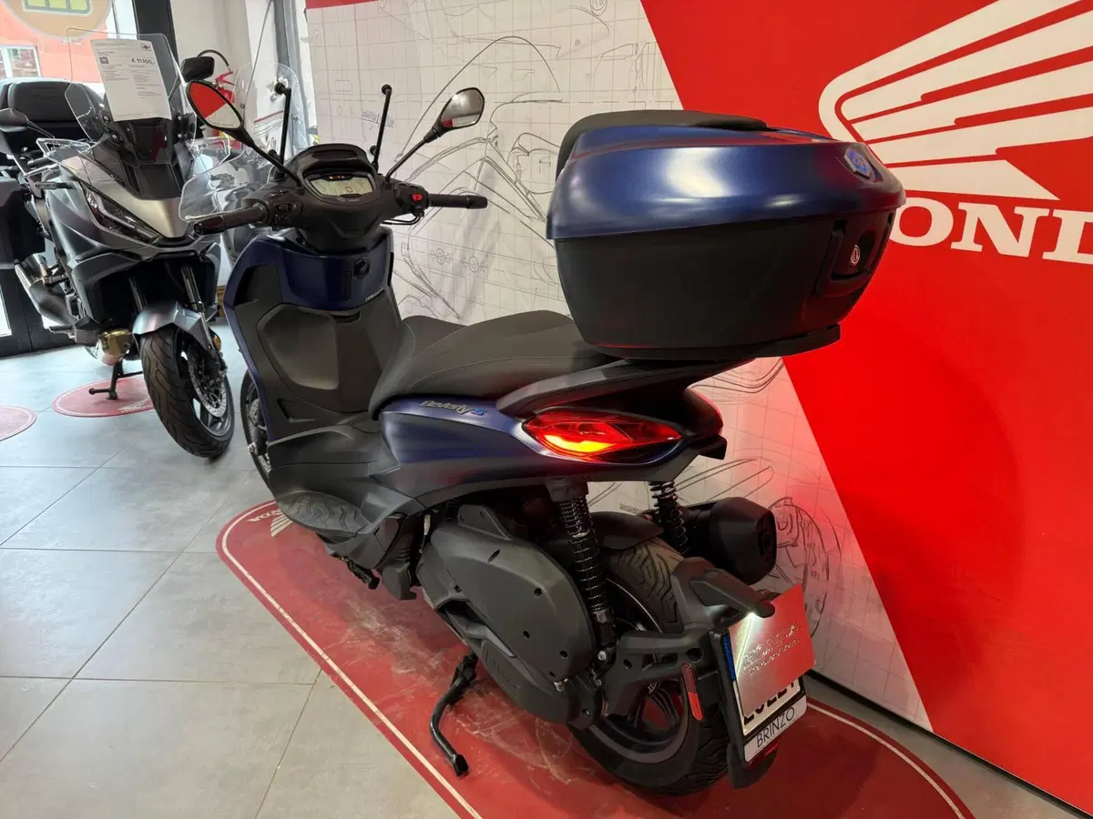 Piaggio Beverly 310 S (2025 - 26) (5)