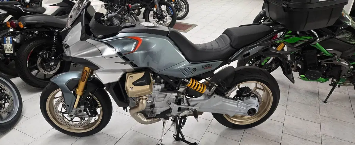 Moto Guzzi V100 Mandello S (2025 - 26) (3)