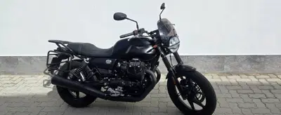 Moto Guzzi V7 Stone (2021 - 24) usata