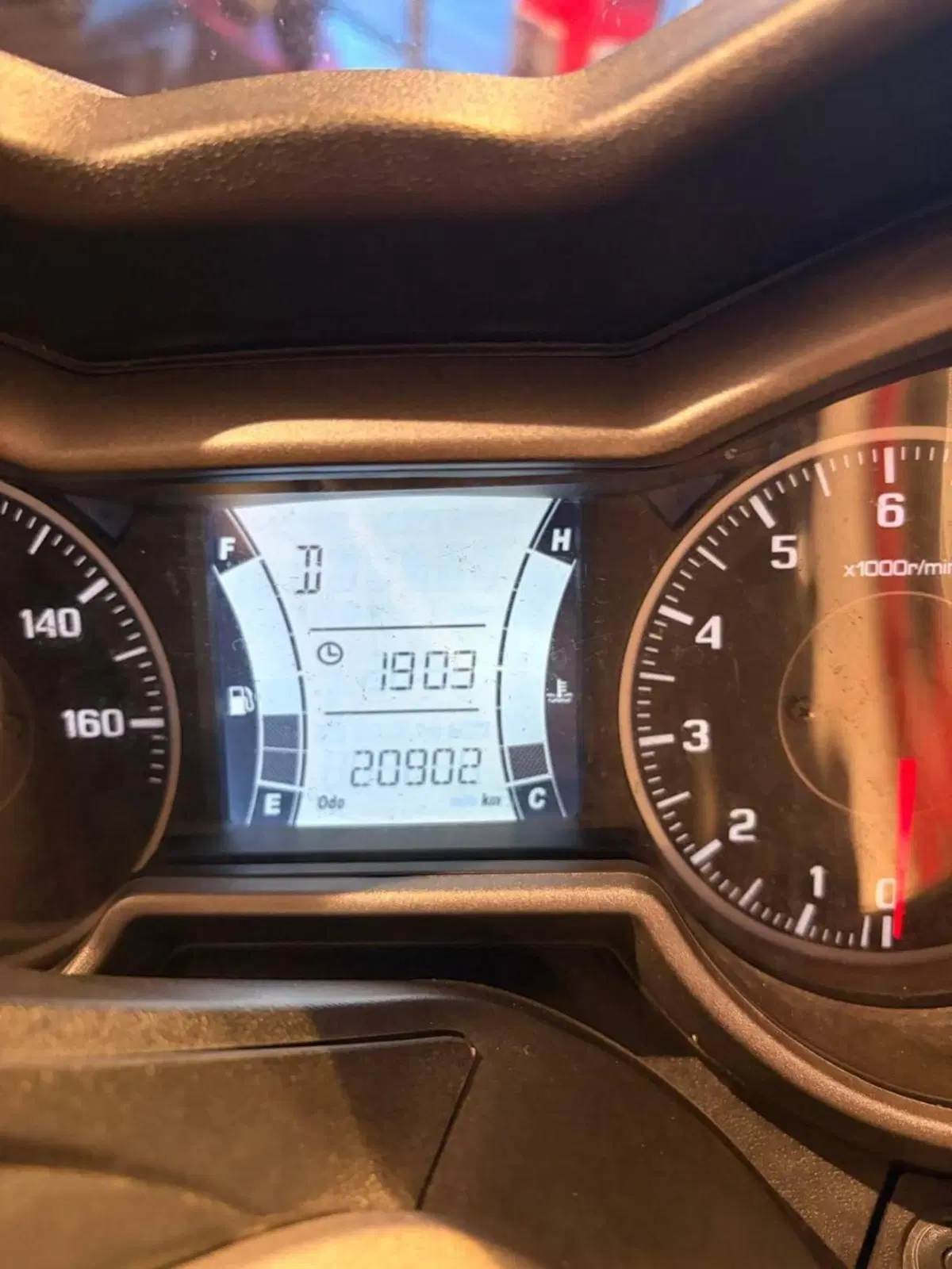 Yamaha X-Max 300 ABS (2017 - 20) (5)