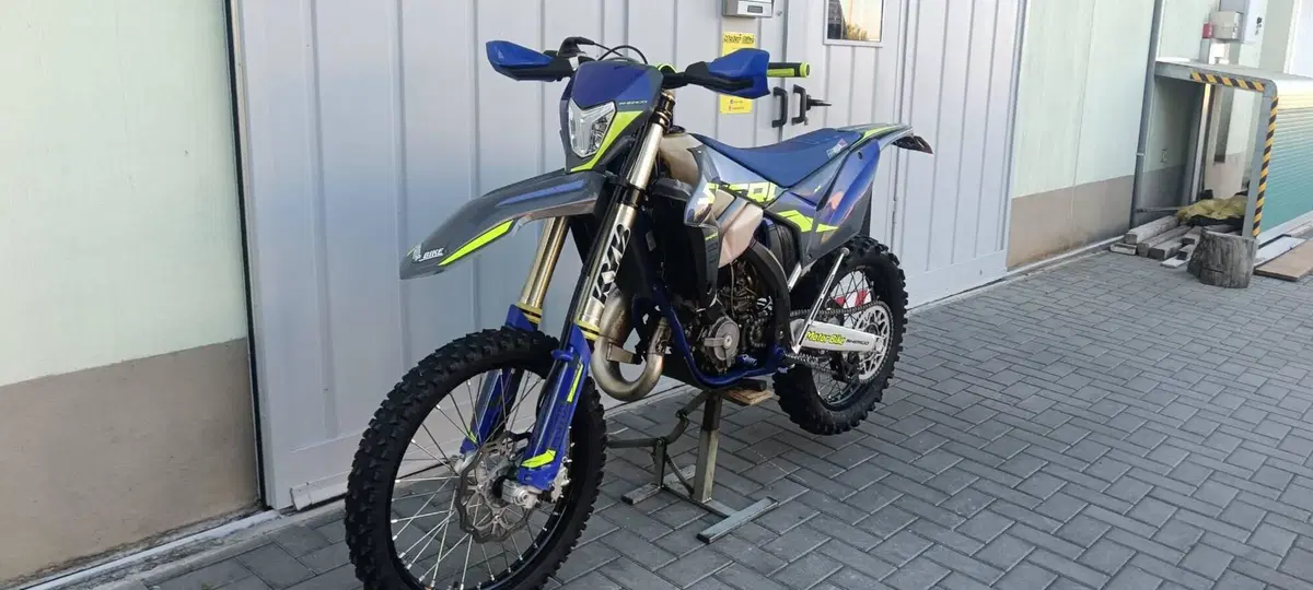 Sherco 125 SE Factory (2024) (4)