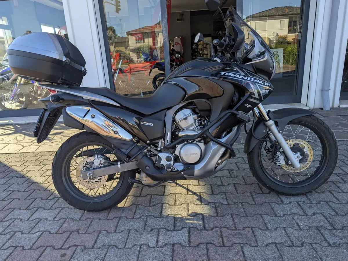Honda Transalp XL 700 V (2007 - 13) (3)