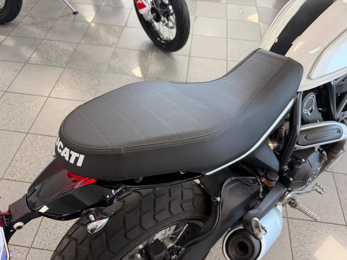 Ducati Scrambler 800 Classic (2017 - 18) (10)
