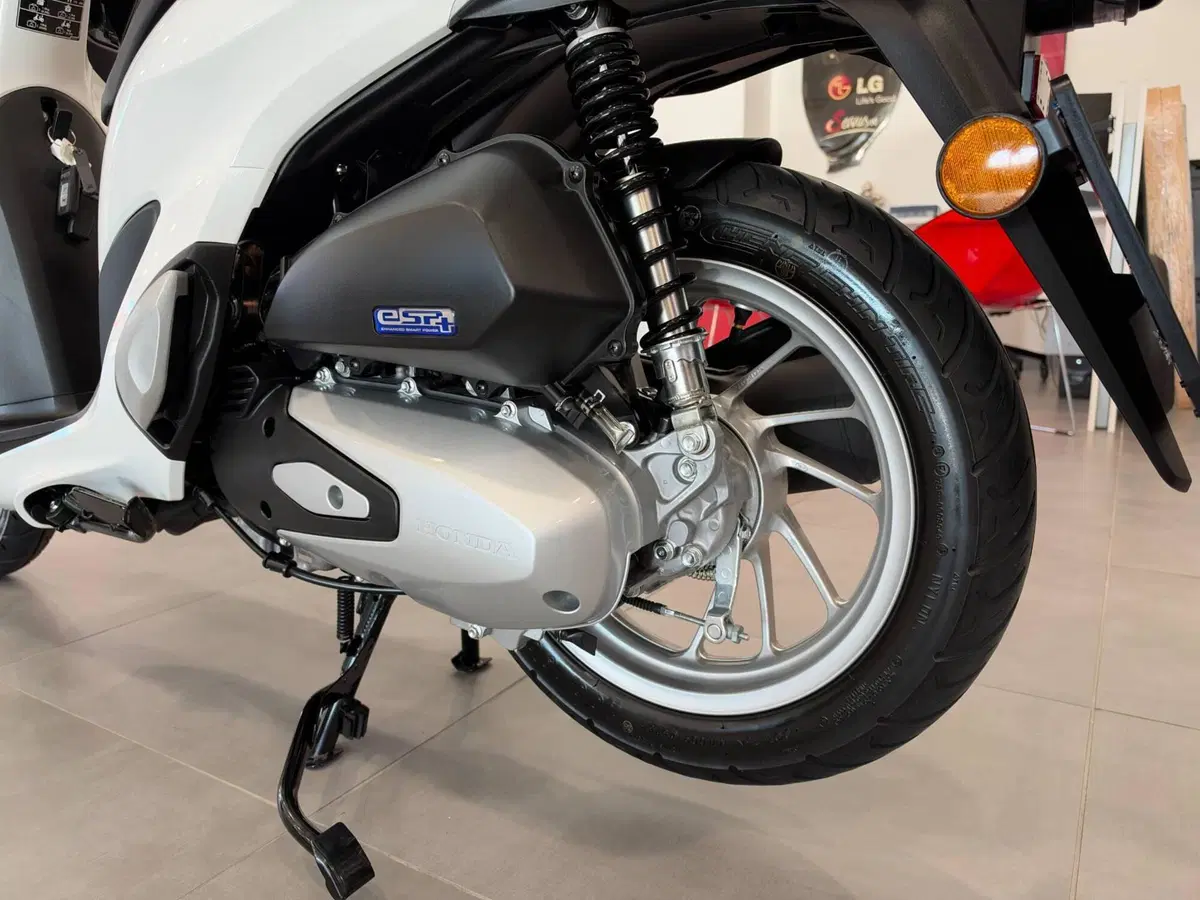 Honda SH 125 Mode (2024 - 26) (12)
