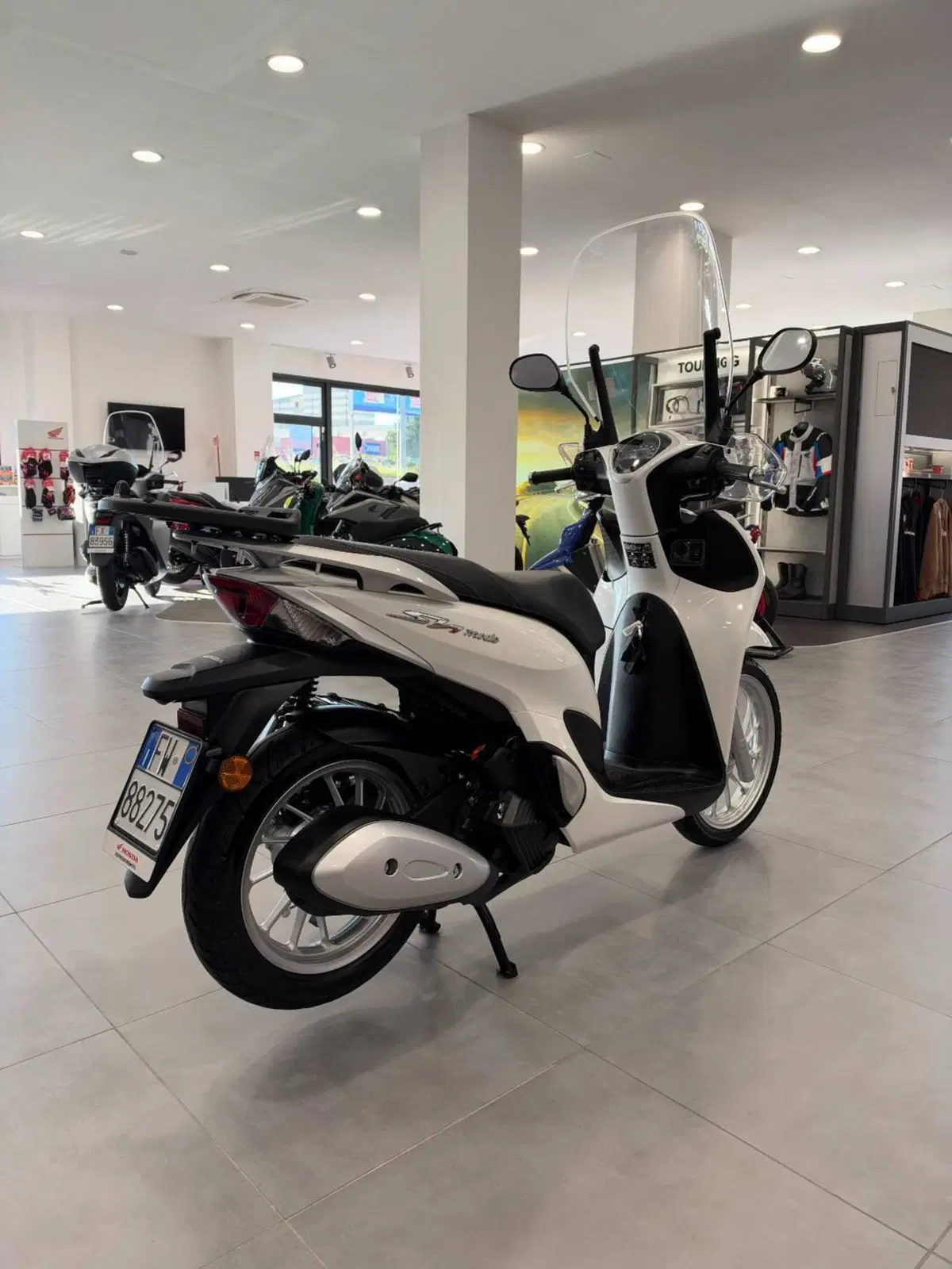 Honda SH 125 Mode (2024 - 26) (8)