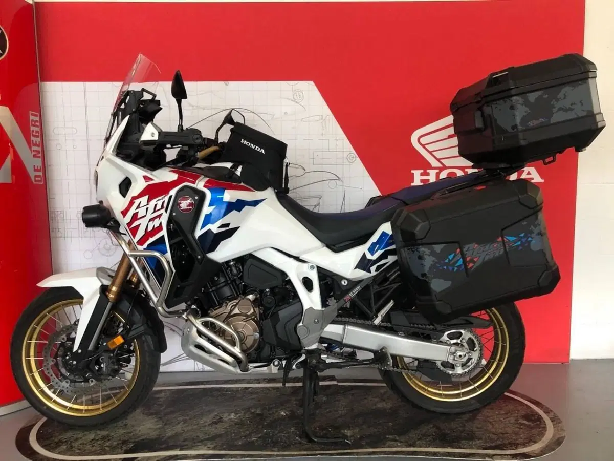 Honda Africa Twin CRF 1100L Adventure Sports Travel Edition (2024 - 26)