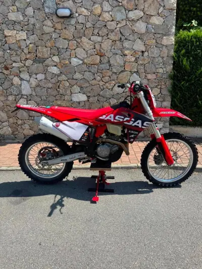 GASGAS EC 450 F (2024) usata