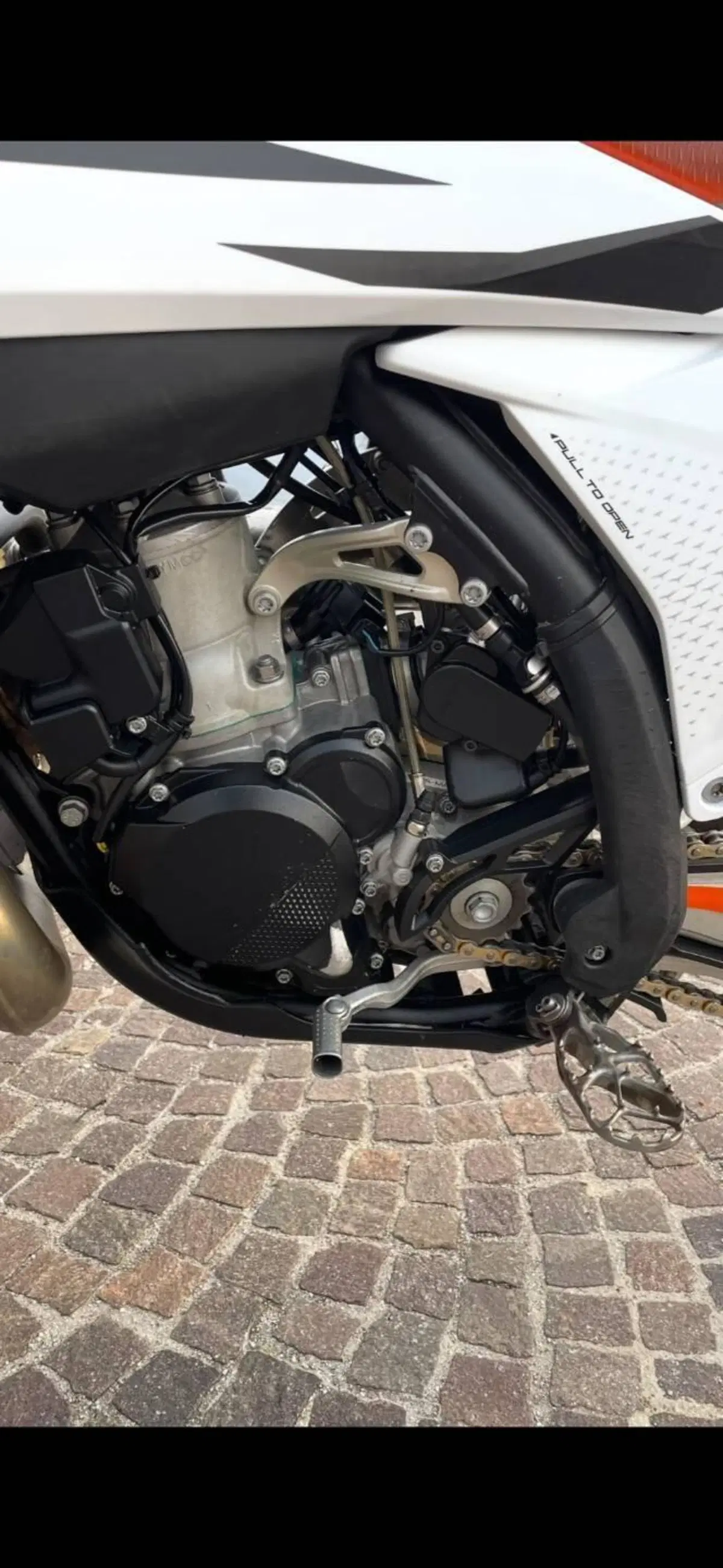 KTM 250 SX (2024) (4)