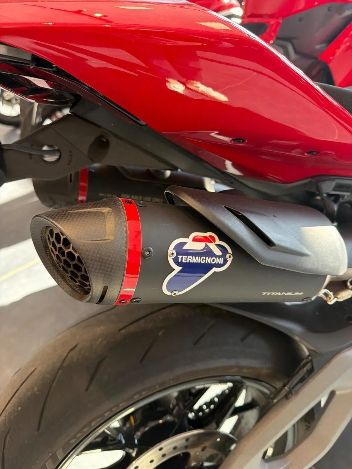 Ducati Panigale V2 S (2025 - 26) (5)
