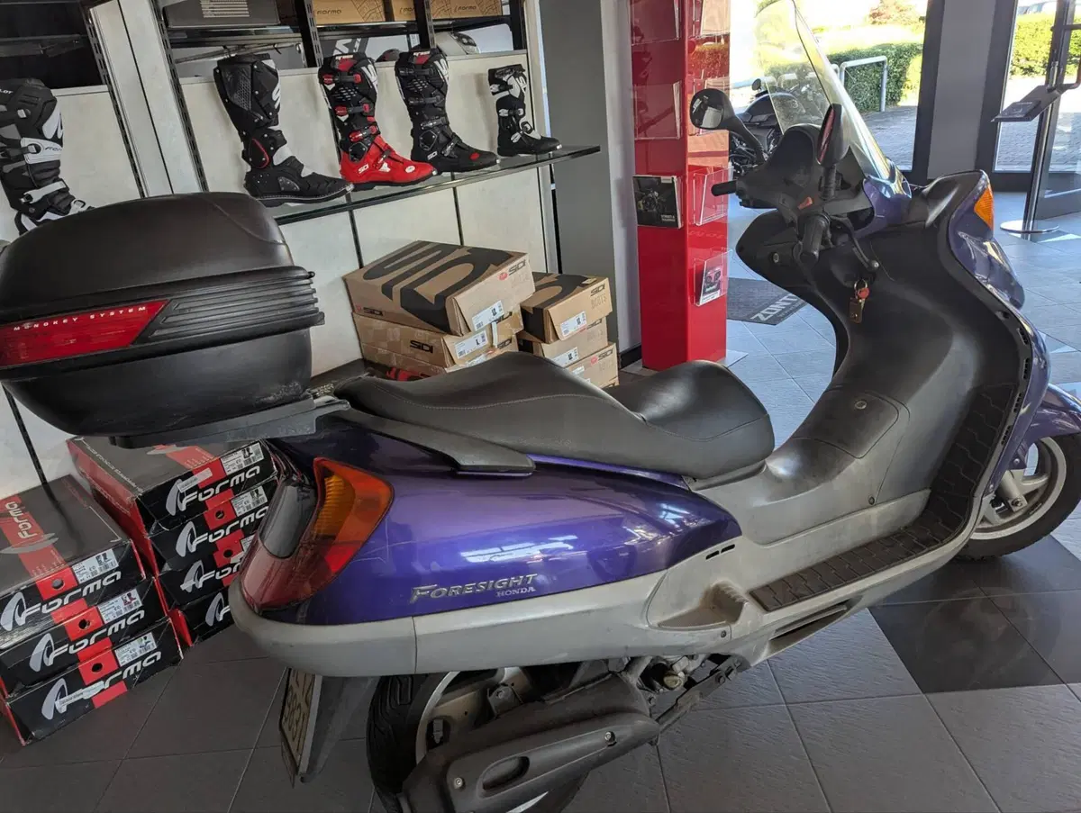 Honda Foresight (1998 - 2004) (4)