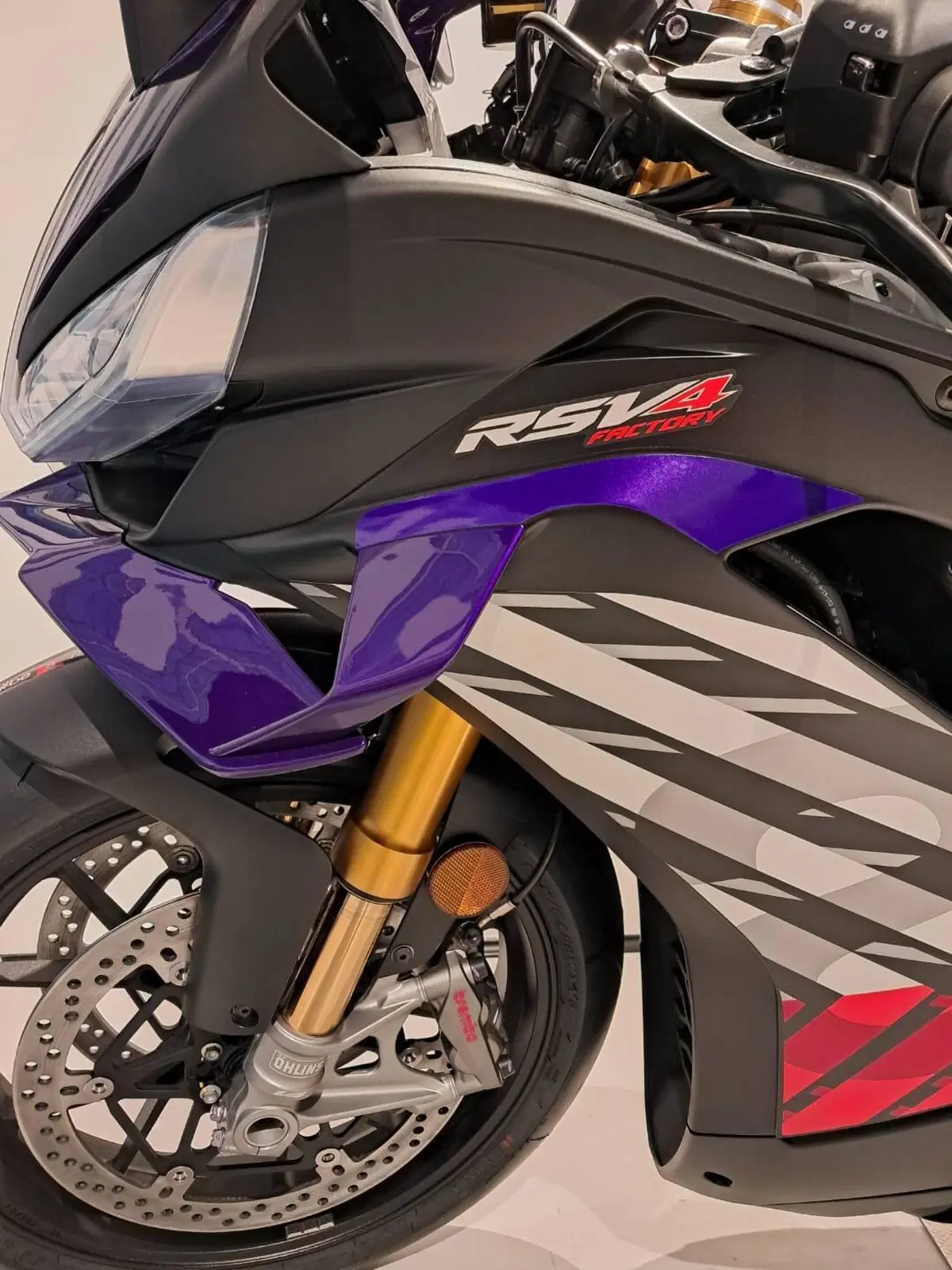 Aprilia RSV4 1100 Factory (2025 - 26) (3)