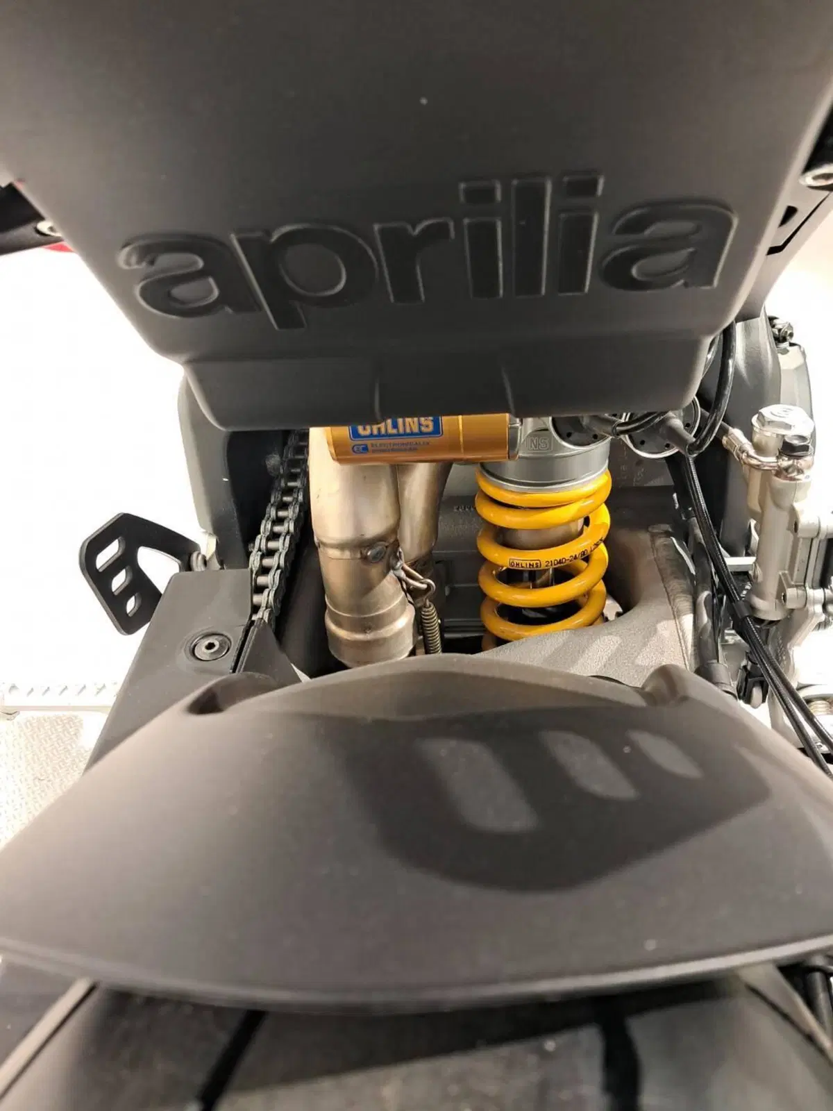 Aprilia RSV4 1100 Factory (2025 - 26) (10)