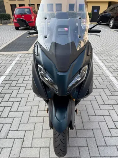 Yamaha T-Max 560 (2022 - 24) usata