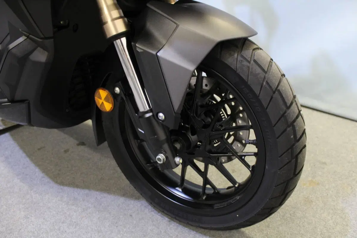 Honda ADV 350 (2022 - 24) (8)