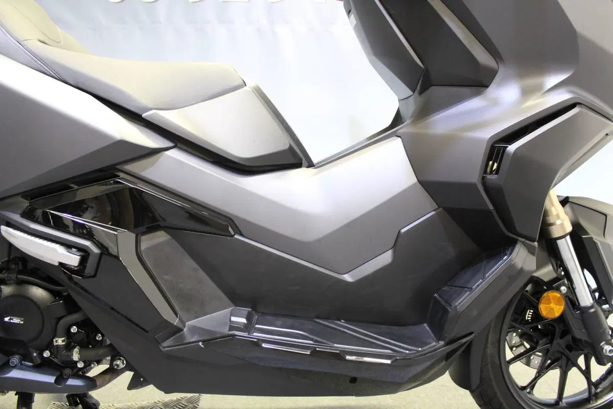 Honda ADV 350 (2022 - 24) (10)
