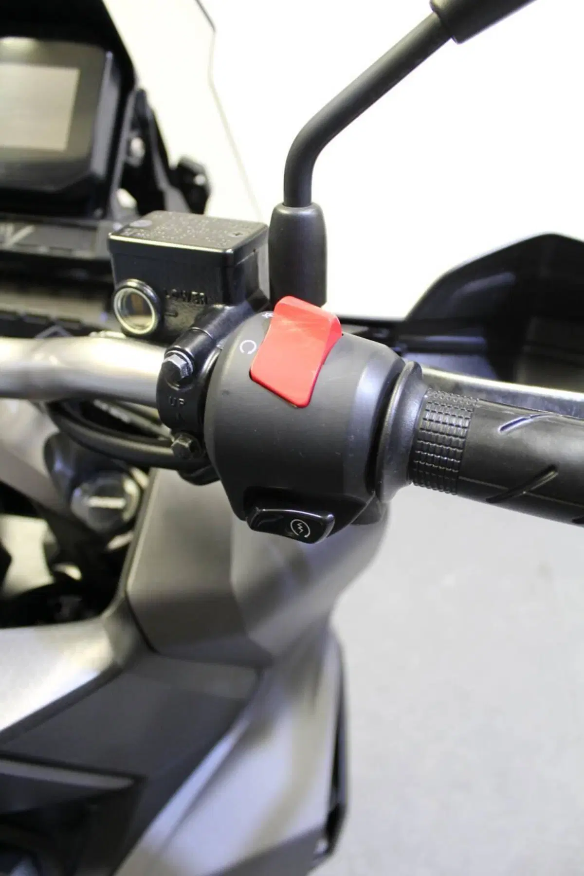 Honda ADV 350 (2022 - 24) (12)