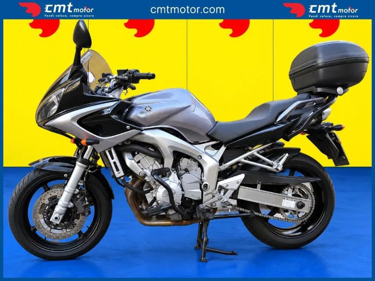 Yamaha FZ6 Fazer (2004 - 07) (2)