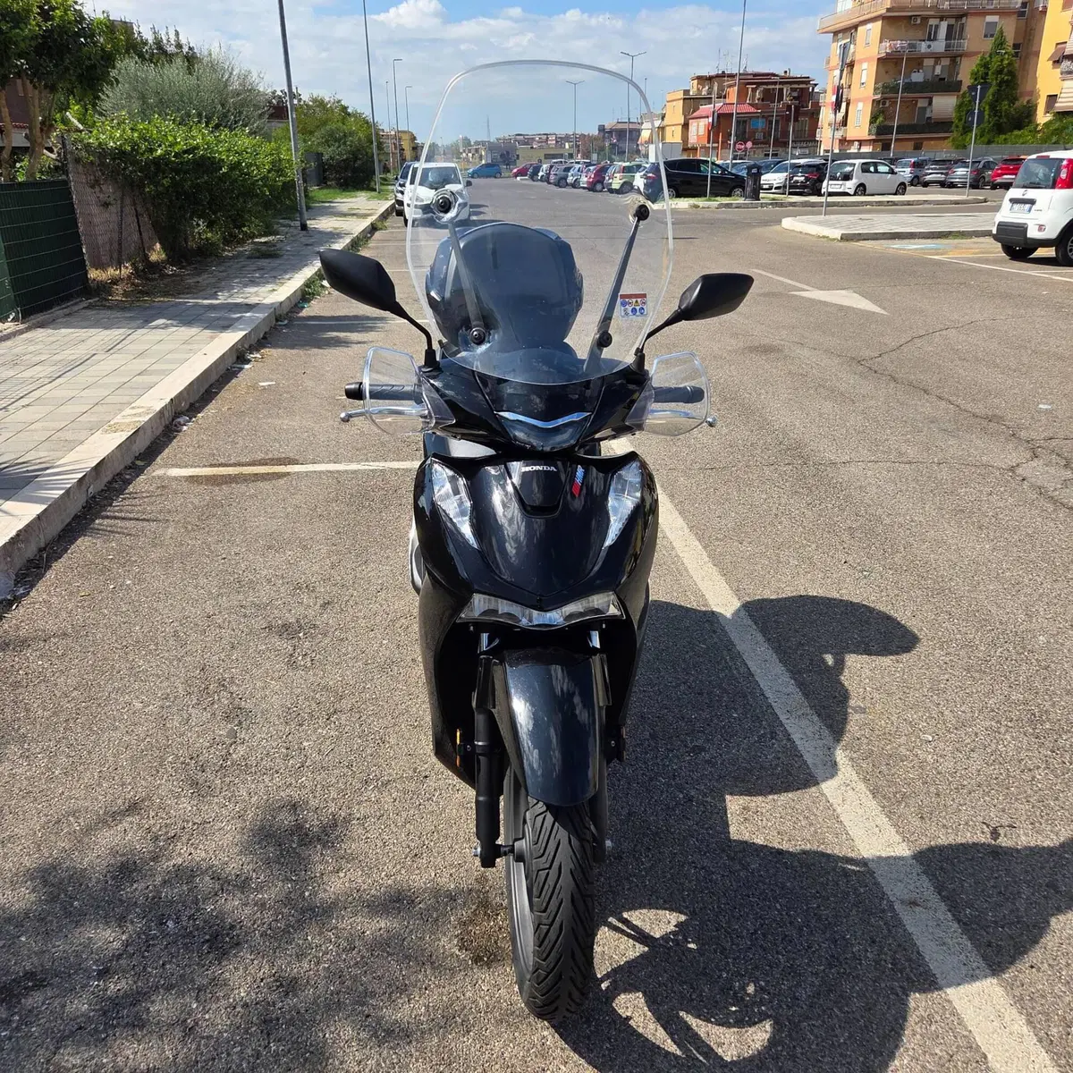 Honda SH 150i (2024 - 25) (3)