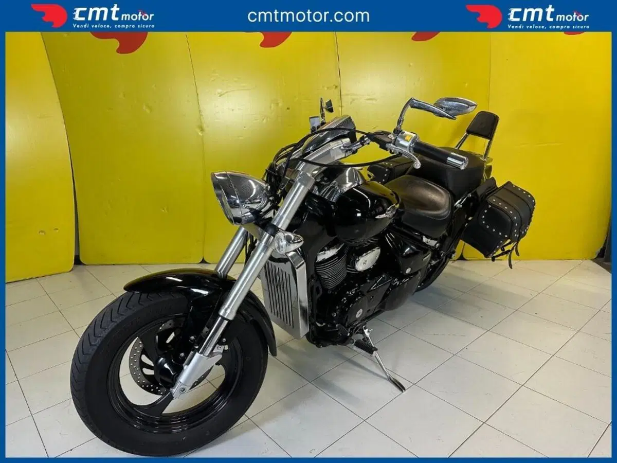 Suzuki Intruder 800 M (2005 - 08) (2)