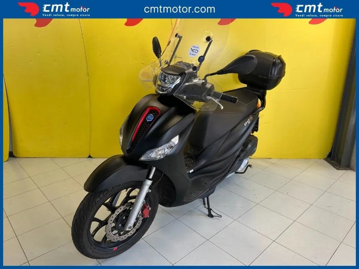 Piaggio Medley 150 (2020) (2)