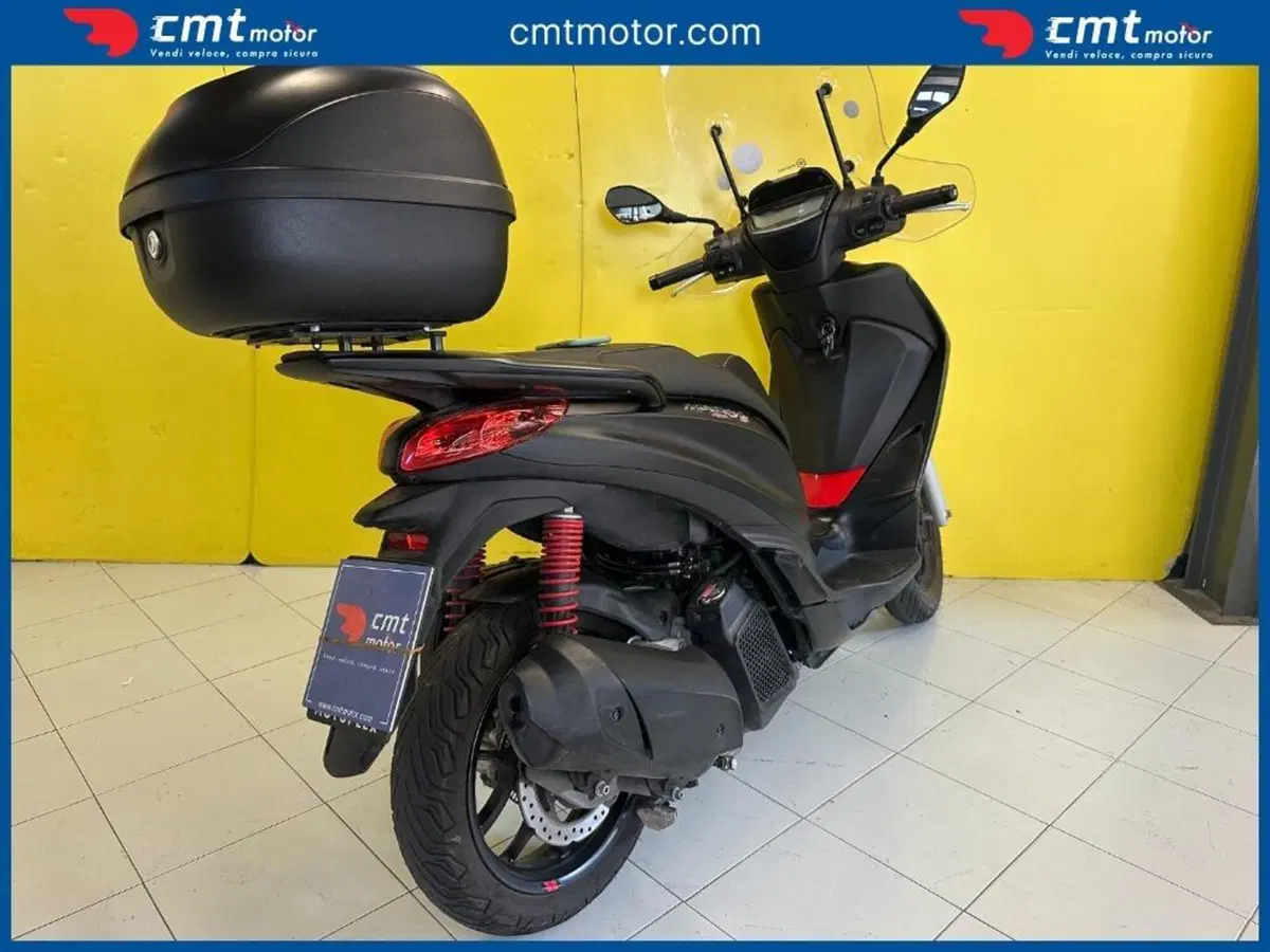 Piaggio Medley 150 (2020) (4)