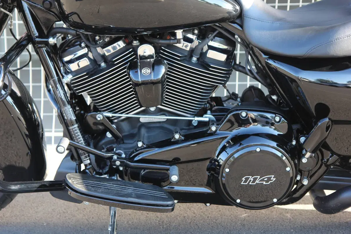 Harley-Davidson 114 Road King Special (2019 - 20) - FLHR (13)