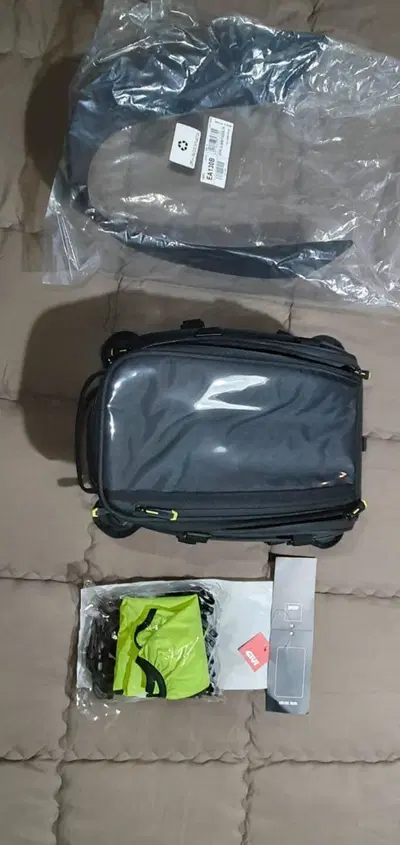 Borsa serbatoio magnetica Givi EA130B