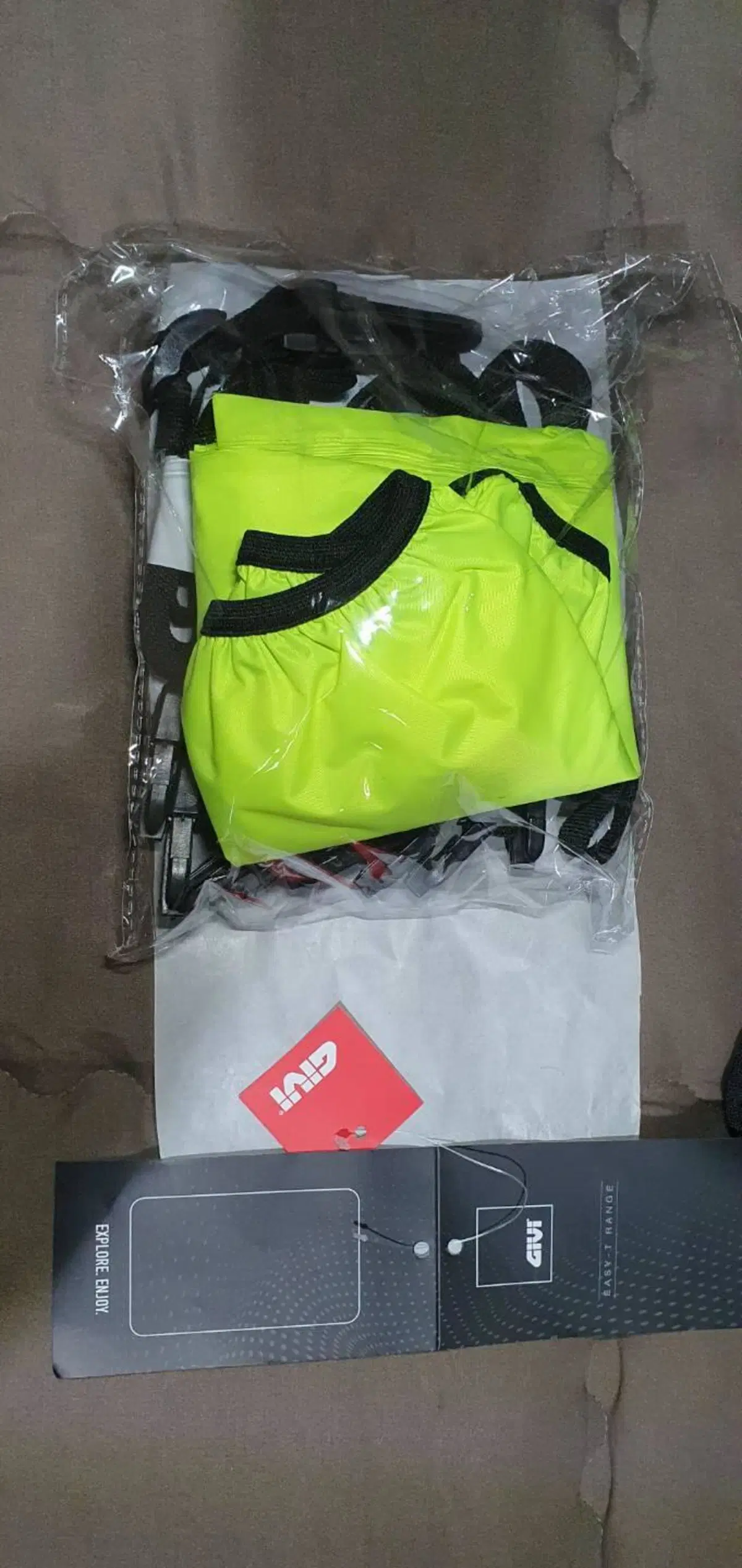 Borsa serbatoio magnetica Givi EA130B (6)