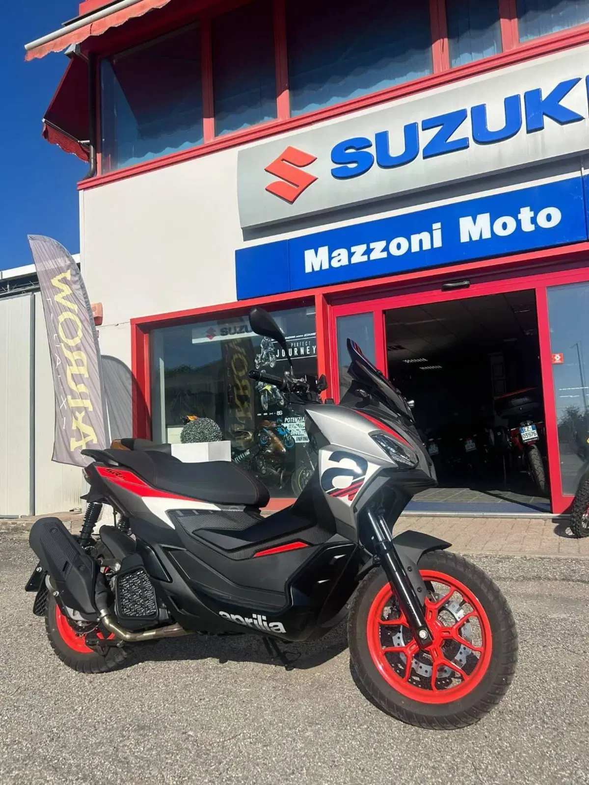 Aprilia SR GT 200 Sport (2025 - 26) (2)