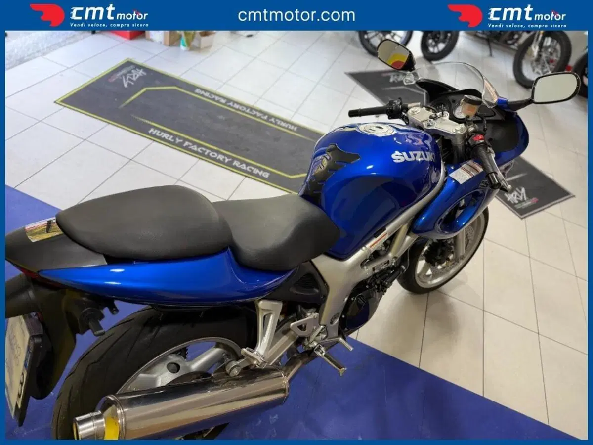 Suzuki SV 650 S (1999 - 02) (9)