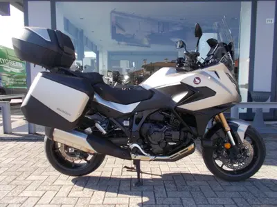 Honda NT 1100 DCT Electronic Suspension (2025 - 26) usata