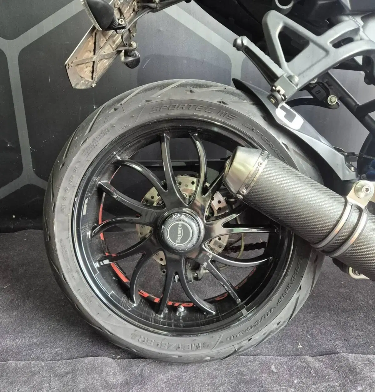 Triumph Speed Triple 1050 (2011 - 13) (6)