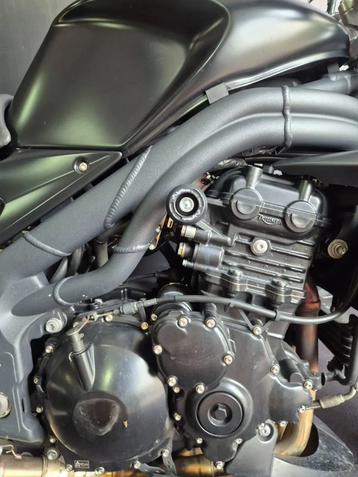 Triumph Speed Triple 1050 (2011 - 13) (7)