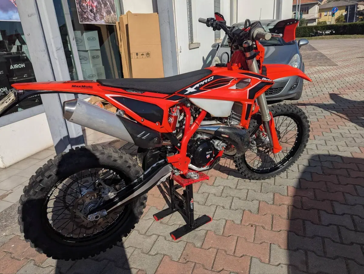 Betamotor RR X-PRO 300 2T Enduro (2027) (11)