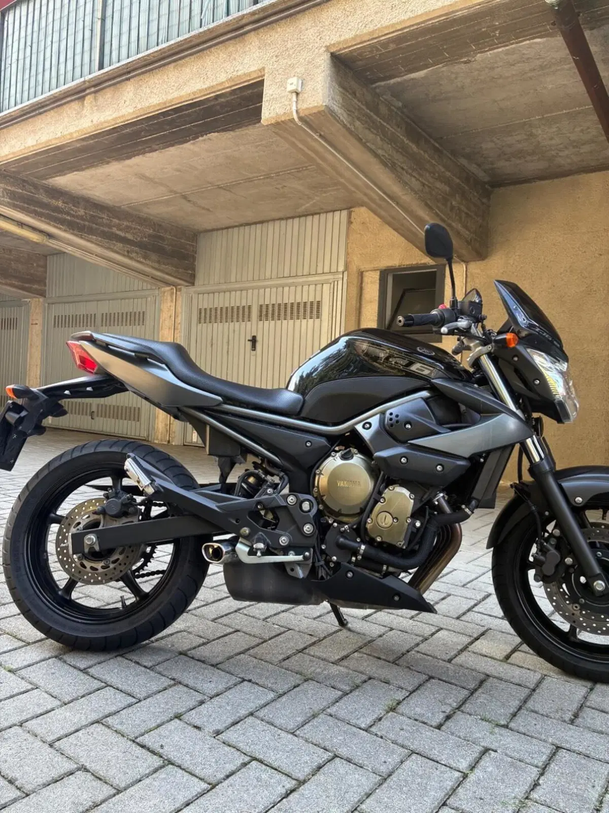Yamaha XJ6 (2008 - 15)