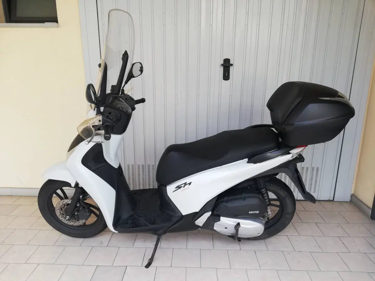 Honda SH 150i ABS (2013 - 16) (2)