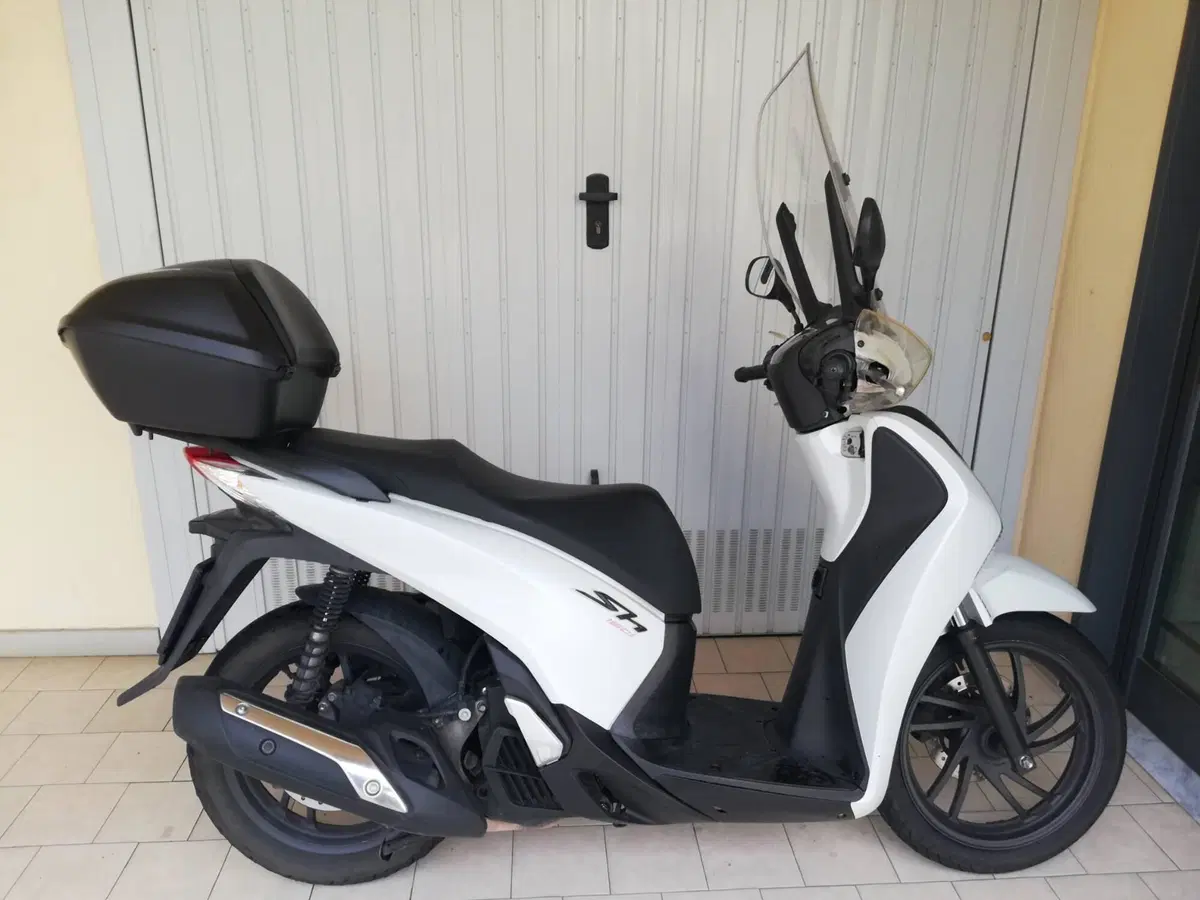 Honda SH 150i ABS (2013 - 16) (3)
