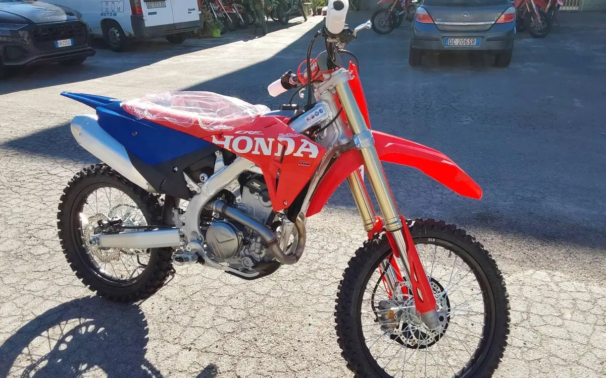 Honda CRF 250R (2027) (6)