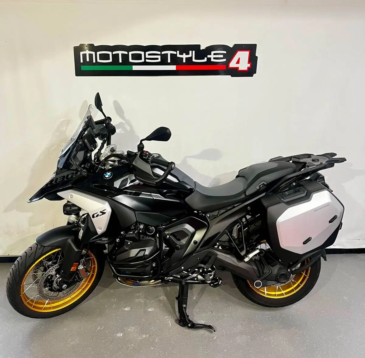 Bmw R 1300 GS Triple Black (2023 - 26) (2)