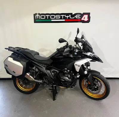 Bmw R 1300 GS Triple Black (2023 - 26) usata