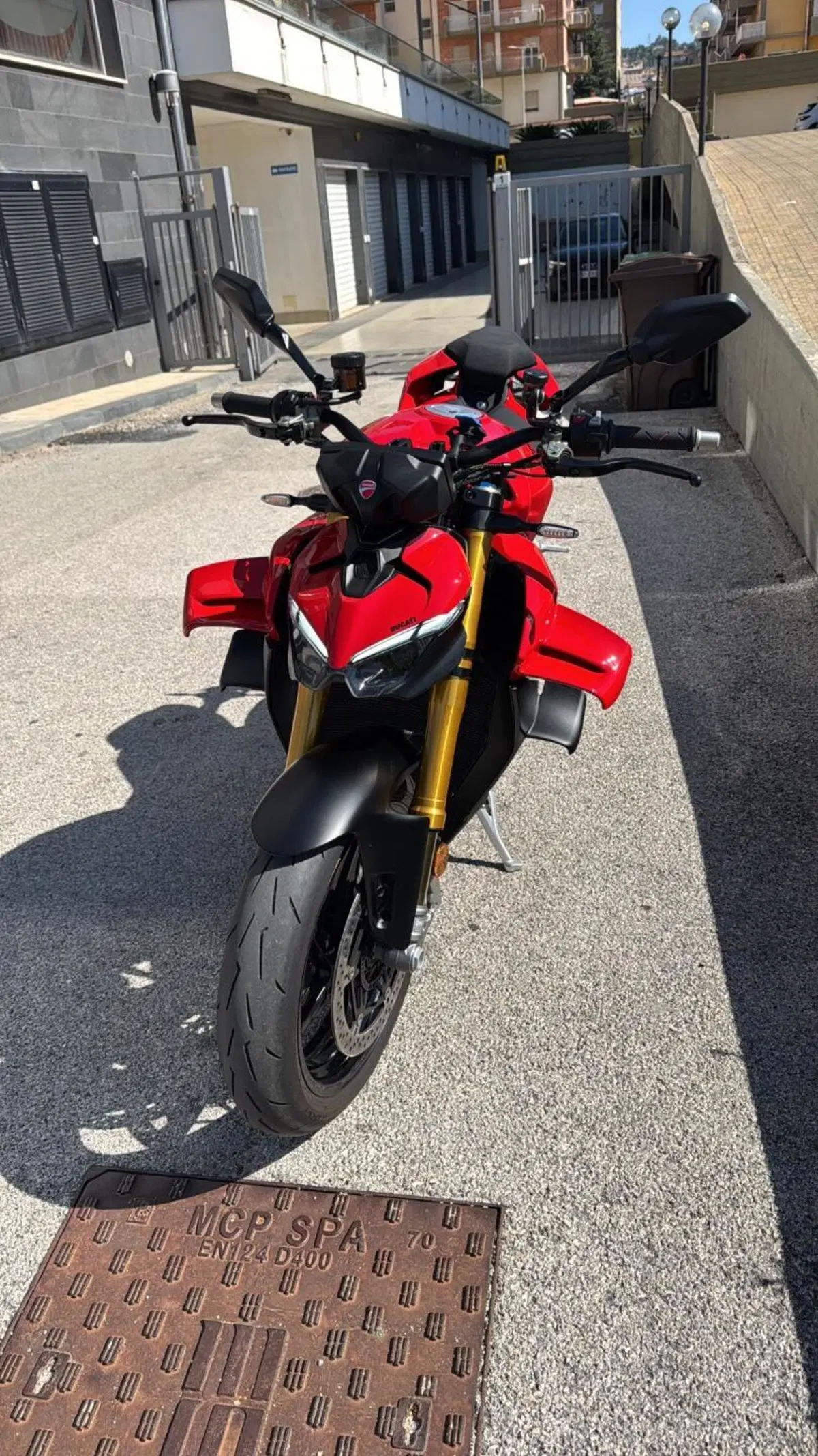 Ducati Streetfighter V4 S (2025 - 26)