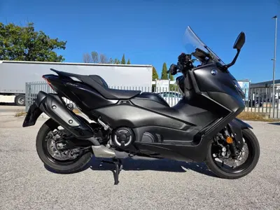 Yamaha T-Max 560 (2022 - 24) usata
