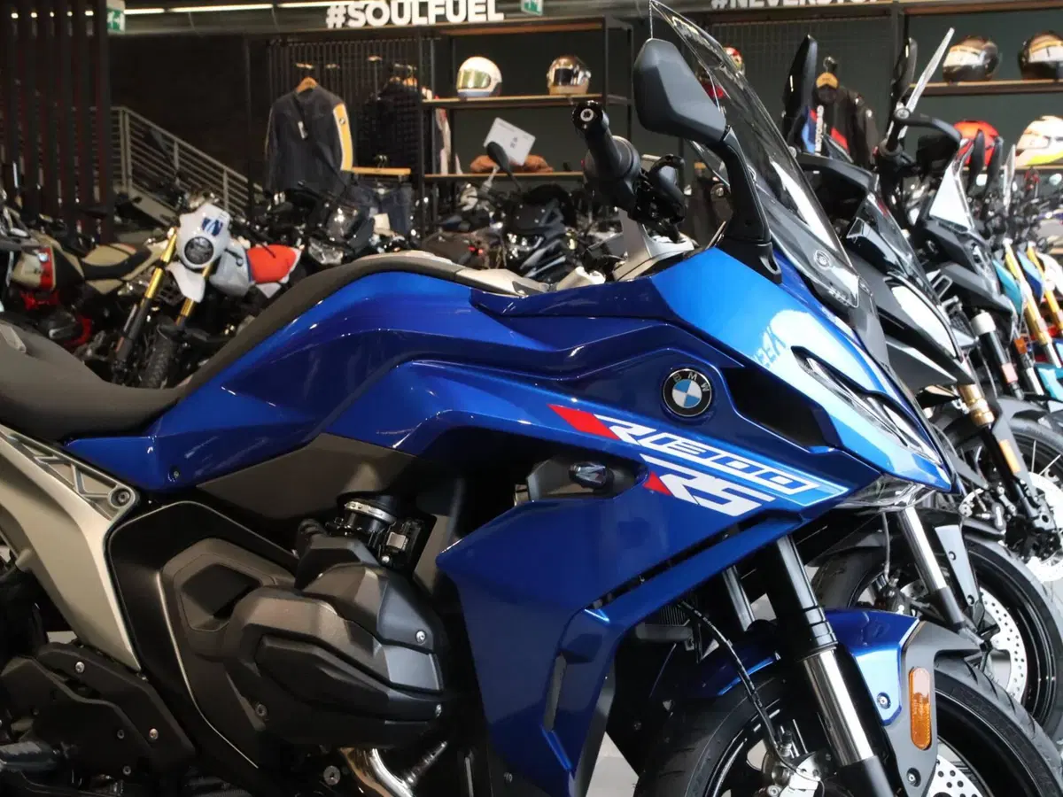 Bmw R 1300 RS (2026) (2)
