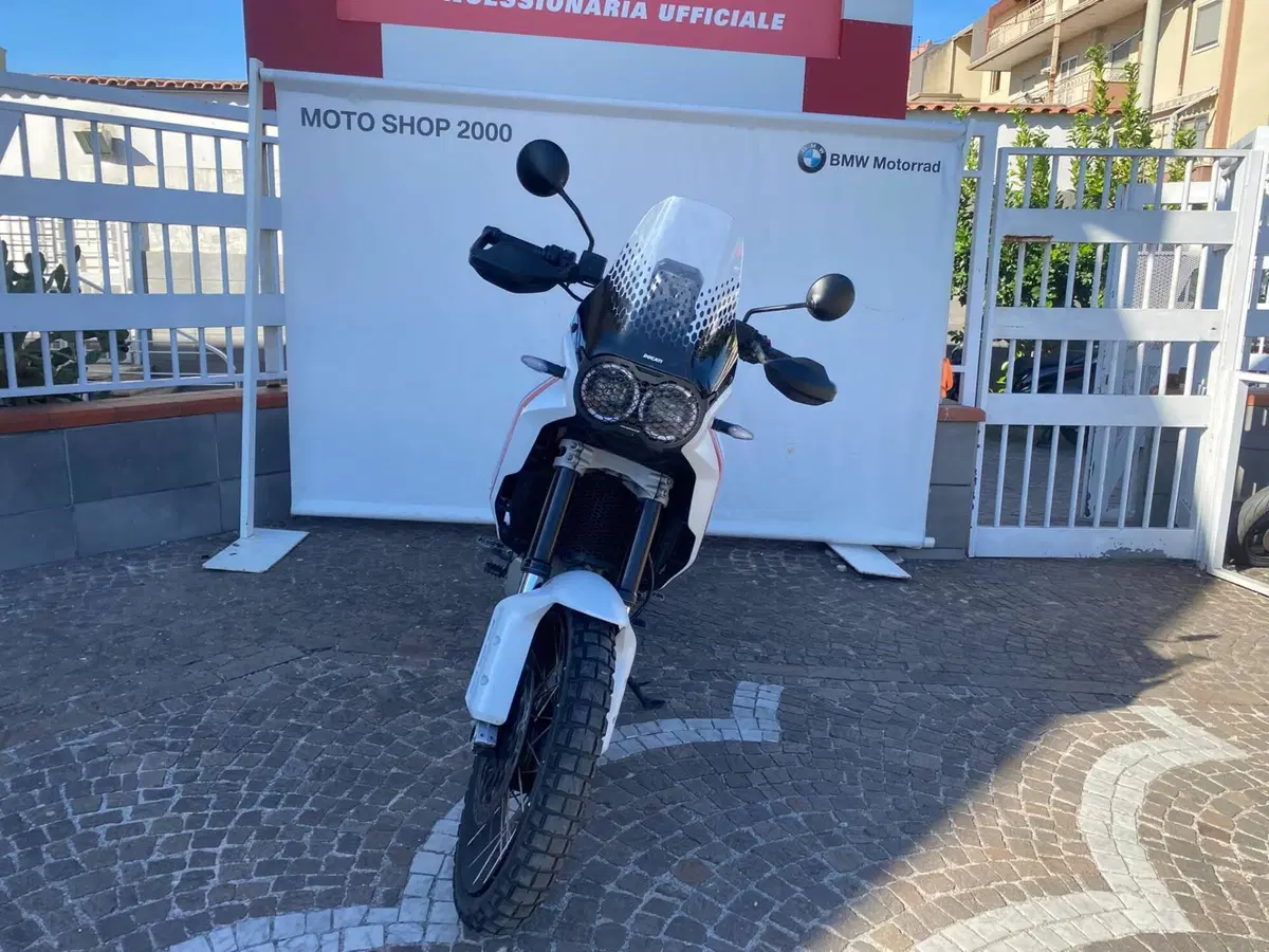Ducati DesertX (2022 - 25) (4)