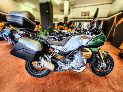 Moto Guzzi V100 Mandello S (2022 - 24) usata