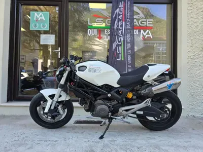 Ducati Monster 696 (2008 - 13) usata