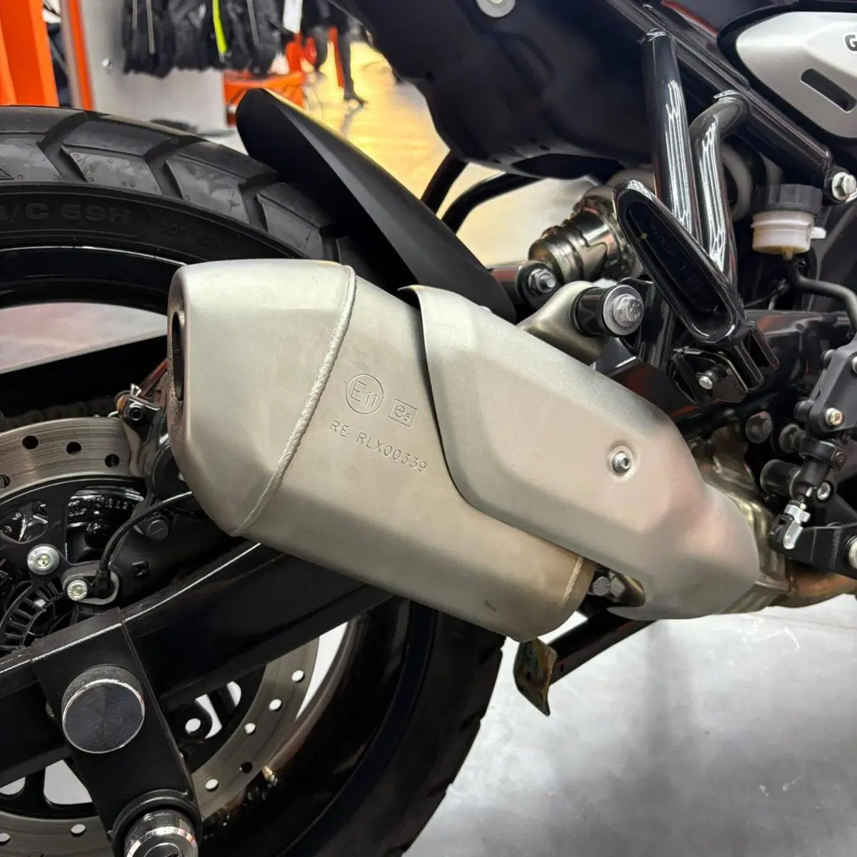 Royal Enfield Guerrilla 450 (2024 - 26) (5)