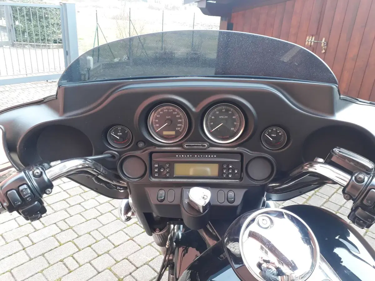 Harley-Davidson 1584 Electra Glide Standard (2007) - FLHT (5)