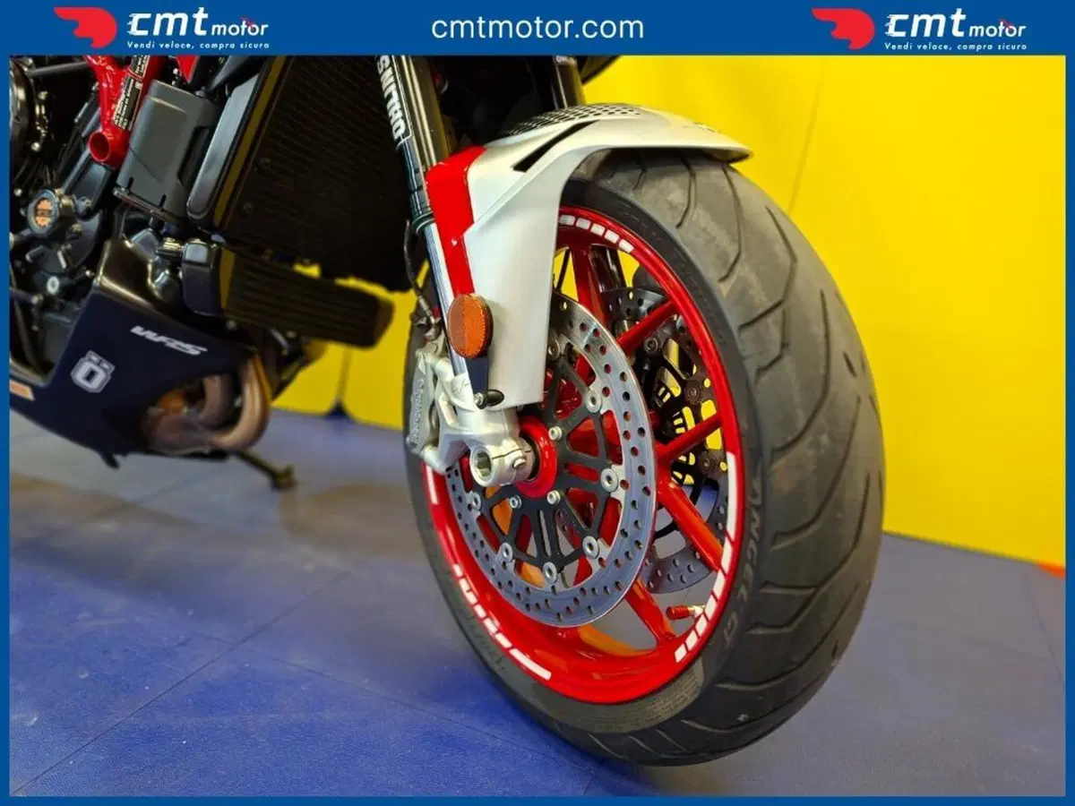 MV Agusta Turismo Veloce 800 RC SCS (2021 - 22) (12)